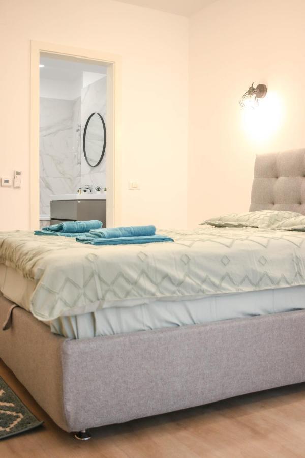 The Next Door Apartaments 布加勒斯特 外观 照片